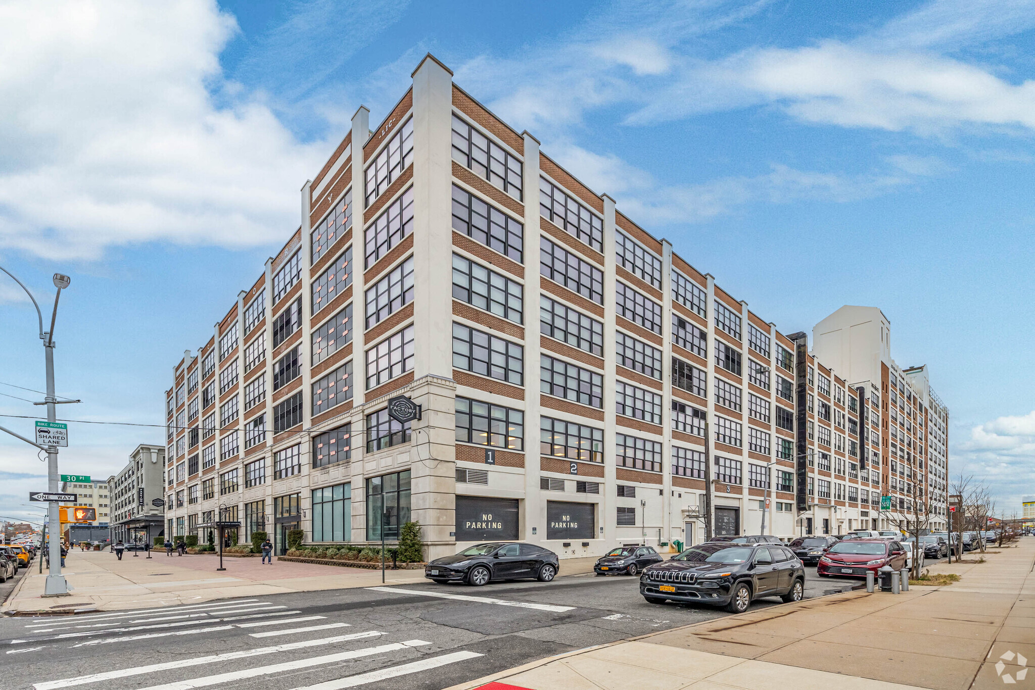 30-30 47th Ave, Long Island City, NY for lease Building Photo- Image 1 of 2