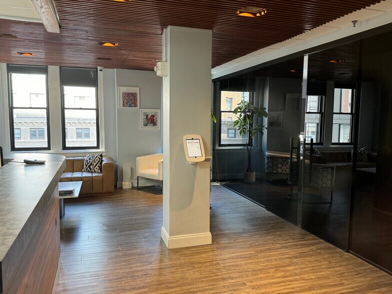 1601 Walnut St, Philadelphia, PA à louer - Photo intérieure - Image 3 de 13