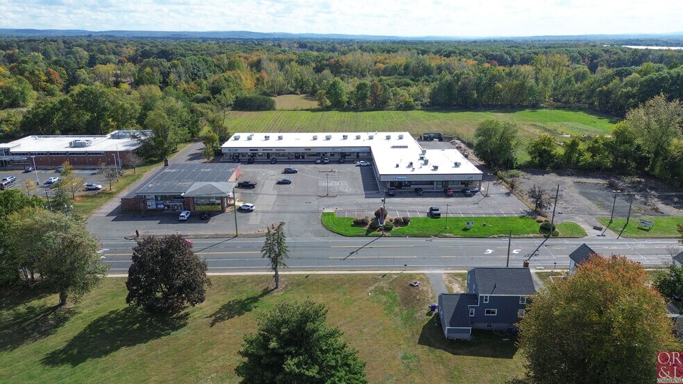 775-785 Silver Ln, East Hartford, CT à louer - Photo du bâtiment - Image 2 de 12