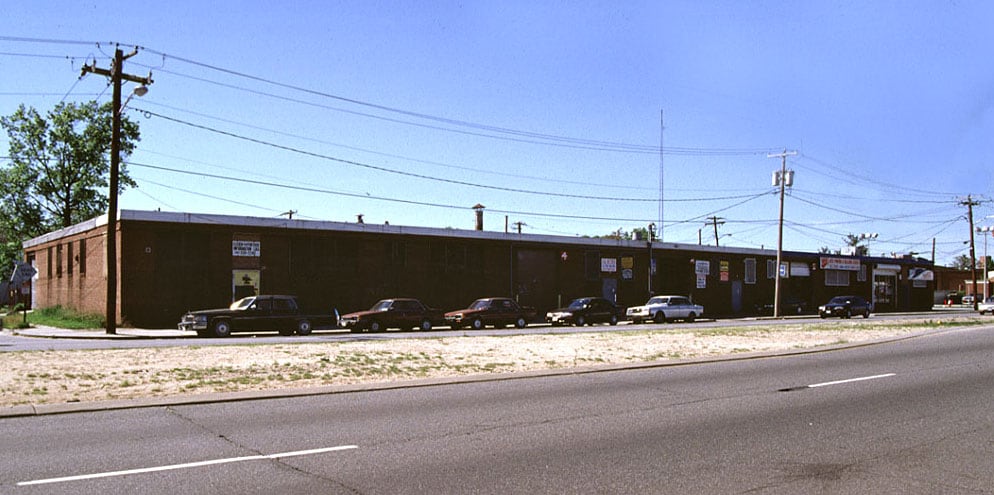 522 Peninsula Blvd, Hempstead, NY for lease Primary Photo- Image 1 of 2