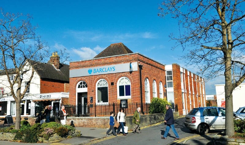 71 High St, Cranleigh for sale Primary Photo- Image 1 of 1