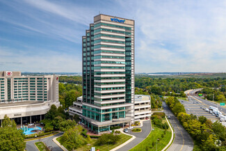 Plus de détails pour 1 Tower Center Blvd, East Brunswick, NJ - Bureau à louer