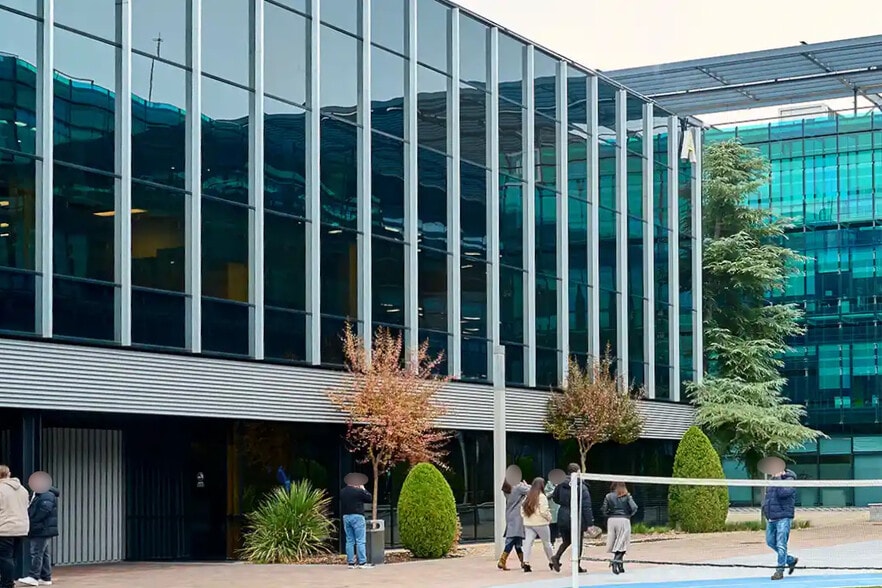 Avenida de Castilla, 21, Torrejón de Ardoz, Madrid à louer - Photo principale - Image 1 de 3
