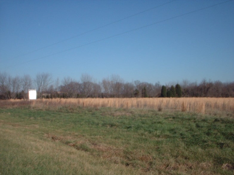 6610 N Dixie Hwy, Radcliff, KY à vendre - Photo du bâtiment - Image 2 de 5