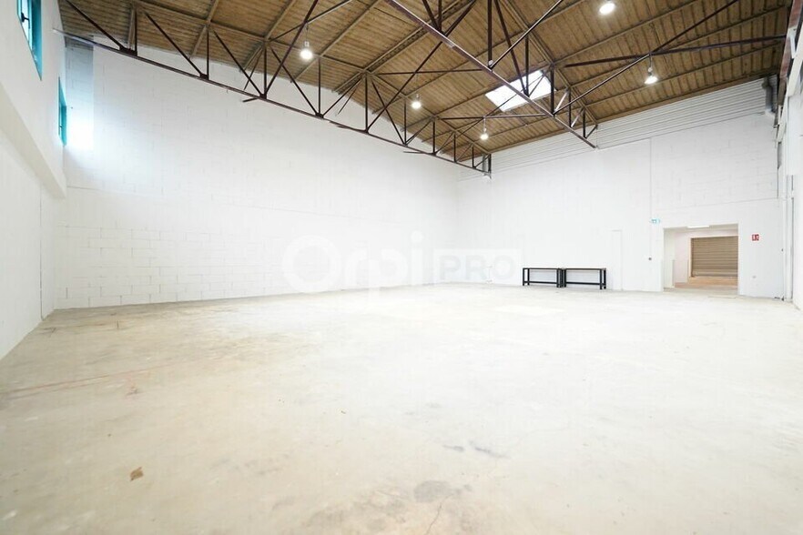 1 Rue Jules Serval, Vénissieux for lease - Building Photo - Image 3 of 27
