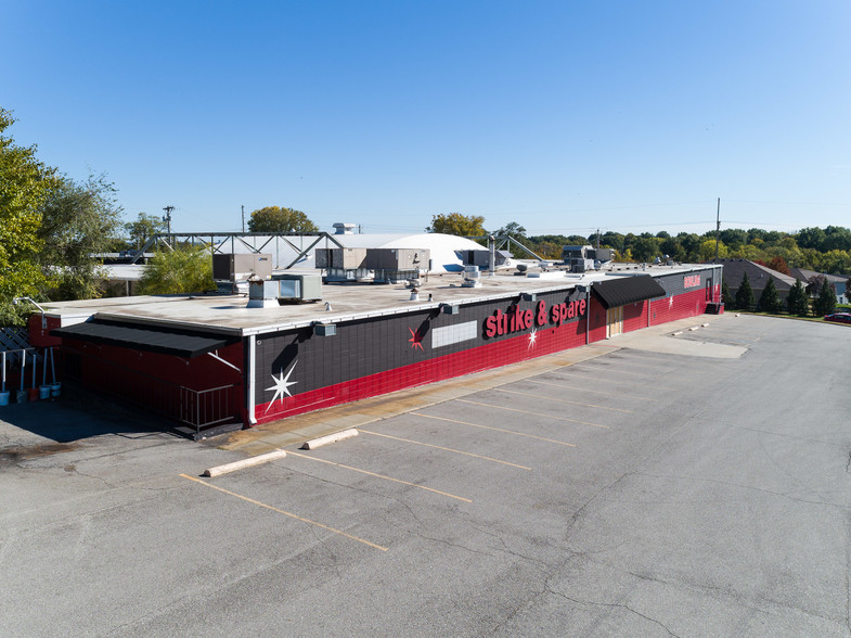 13001 E US Highway 40, Independence, MO à vendre - Photo du bâtiment - Image 1 de 1