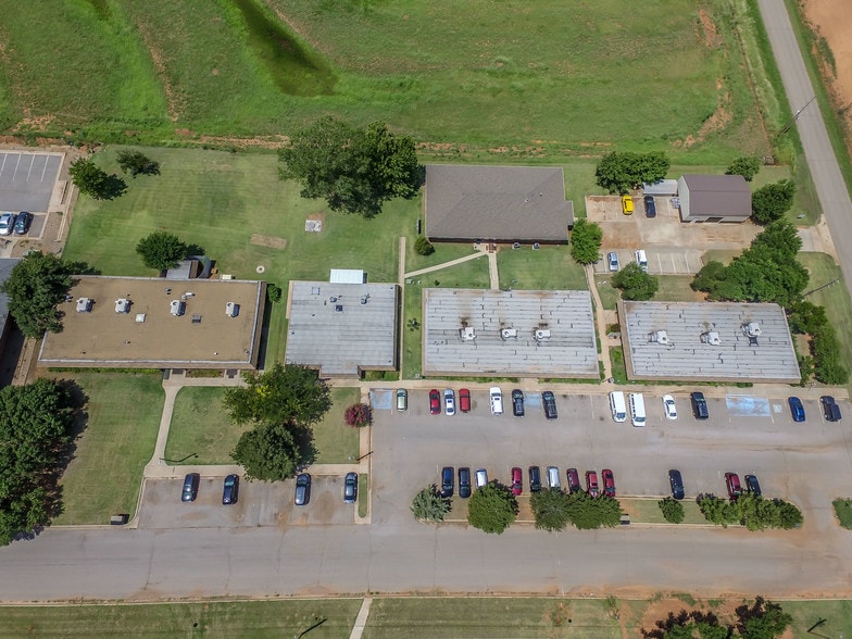 80 N 31st St, Clinton, OK for sale - Other - Image 2 of 57