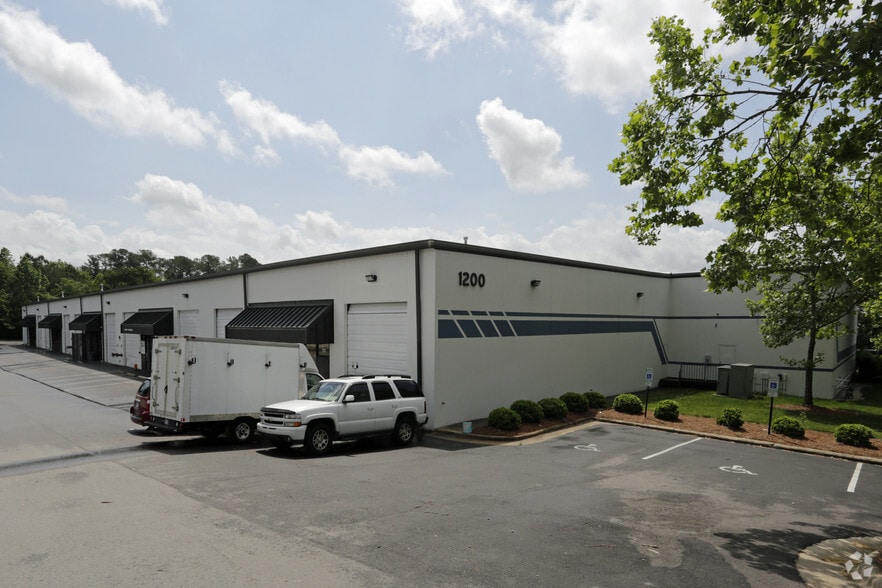 1200 Corporation Pky, Raleigh, NC for lease - Building Photo - Image 3 of 13