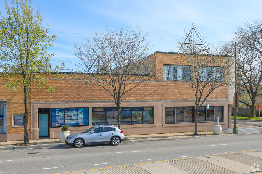 4746 W Peterson Ave, Chicago, IL for lease - Building Photo - Image 2 of 10