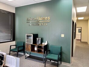 2736 Towne Centre Dr, Mesquite, TX for sale Interior Photo- Image 2 of 5