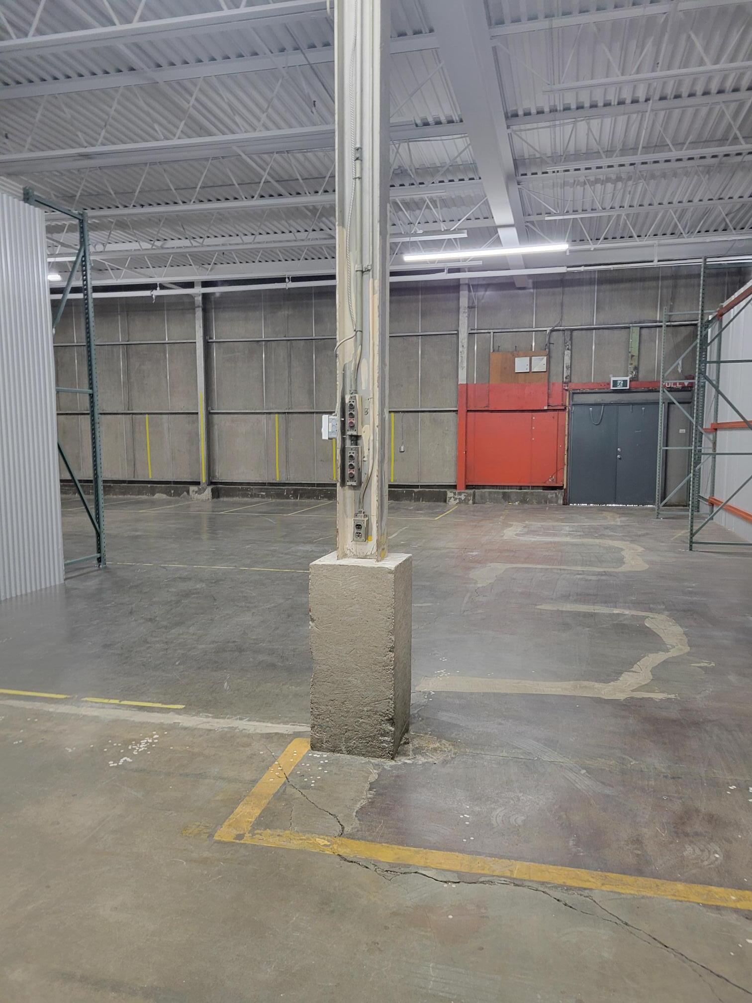 724 Caledonia Rd, Toronto, ON for lease Interior Photo- Image 1 of 5