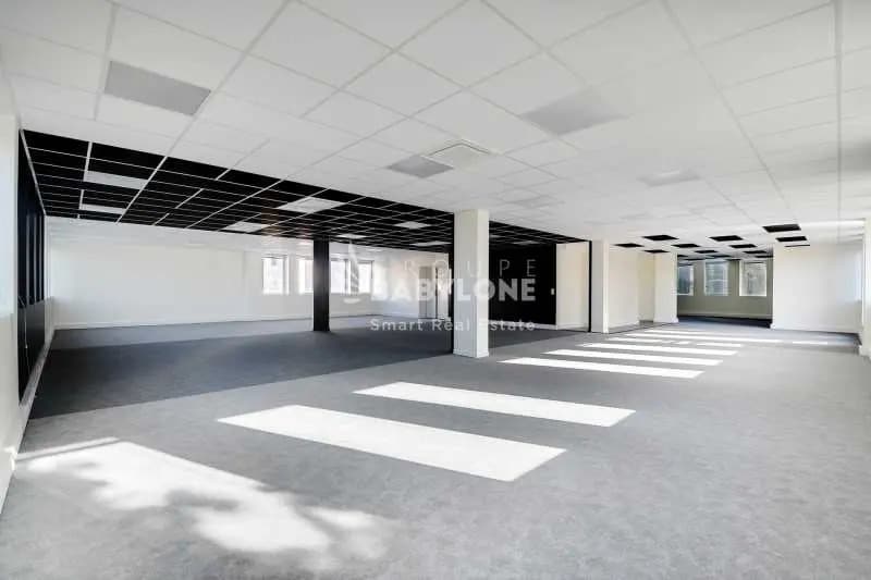 Office in Malakoff for lease Interior Photo- Image 1 of 4