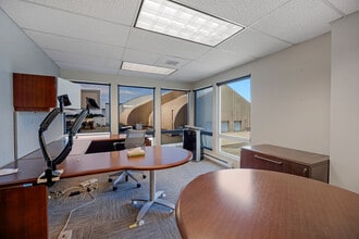 10108 32nd Ave W, Everett, WA for lease Interior Photo- Image 1 of 10