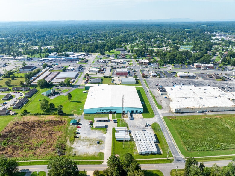 534 Patterson Ave, Fort Oglethorpe, GA for lease - Building Photo - Image 3 of 26