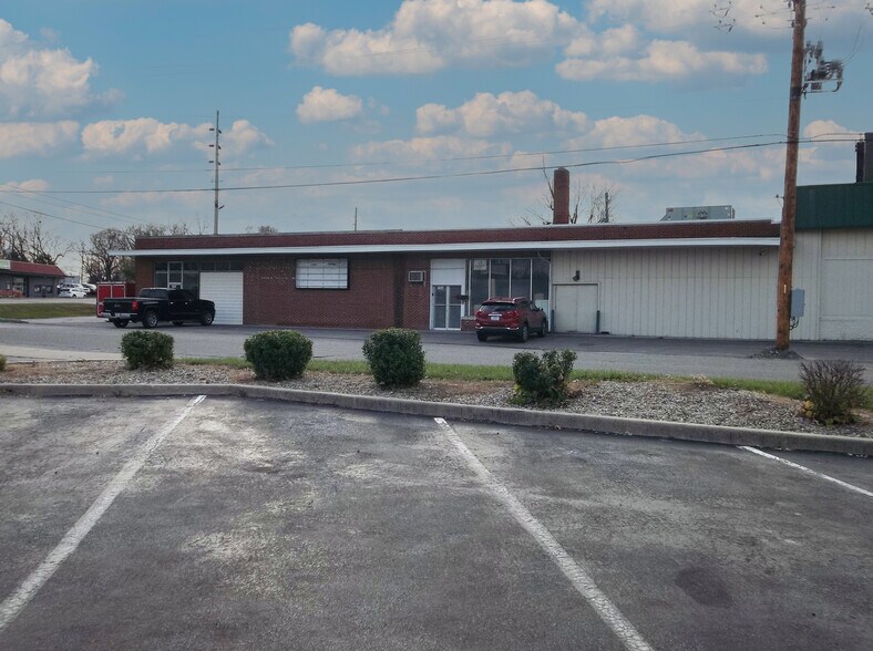 3300 Madison Ave, Indianapolis, IN à louer - Photo principale - Image 1 de 4