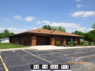 More details for 3 Office Buildings on W Lafayette Ave – Office for Sale, Jacksonville, IL