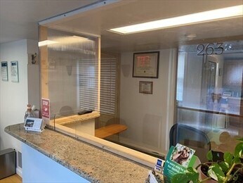 263 Washington St, Dedham, MA à louer Photo intérieure- Image 1 de 5