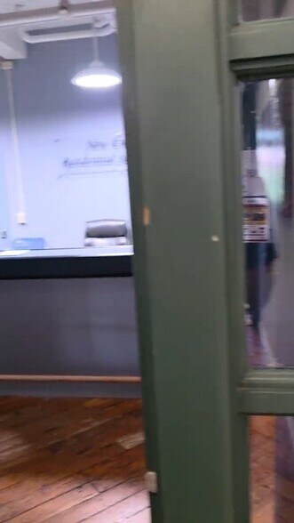 282 Main St Ext, Middletown, CT à louer - Vidéo sur l’inscription commerciale - Image 2 de 8