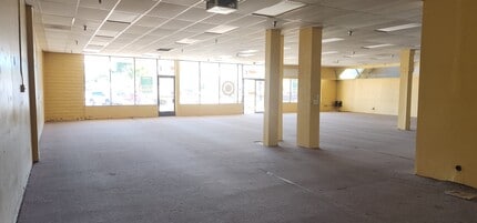 261-393 Arneill Rd, Camarillo, CA for lease Interior Photo- Image 1 of 9