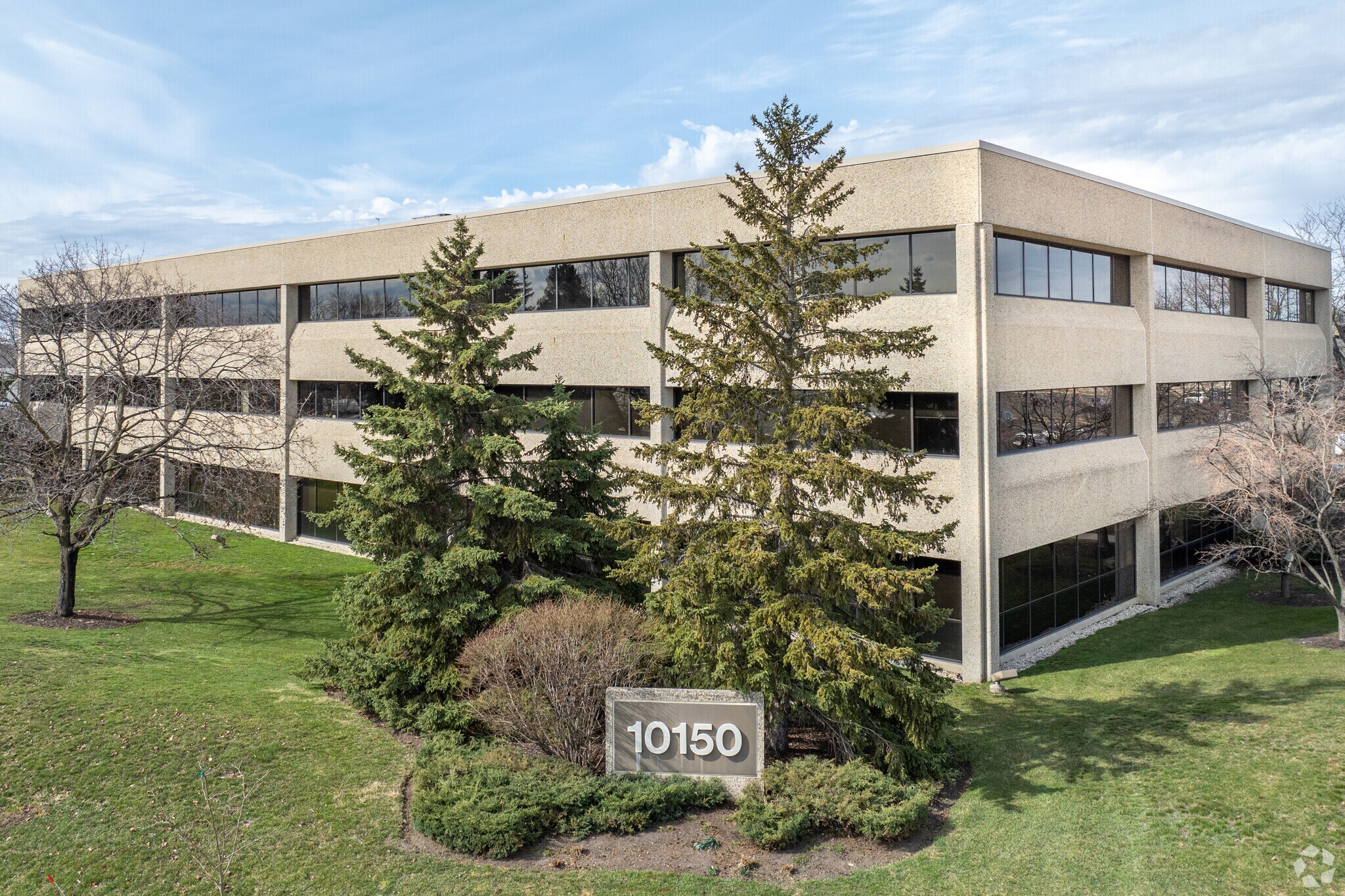 10150 W National Ave, West Allis, WI à louer Photo du bâtiment- Image 1 de 12