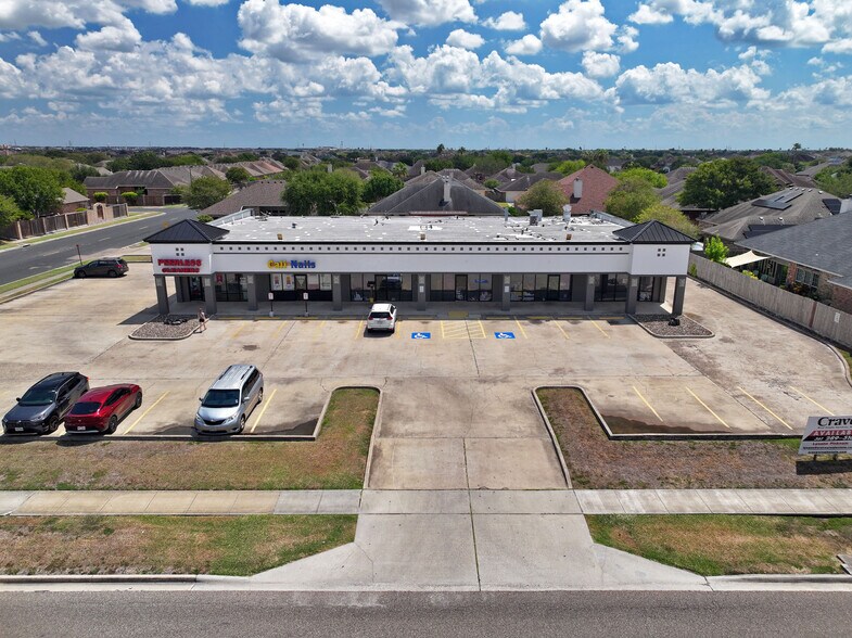 7626 S Staples St, Corpus Christi, TX for lease - Building Photo - Image 2 of 3