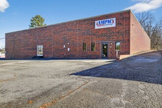 2407 Schirra Pl, High Point, NC à louer Photo intérieure- Image 1 de 6