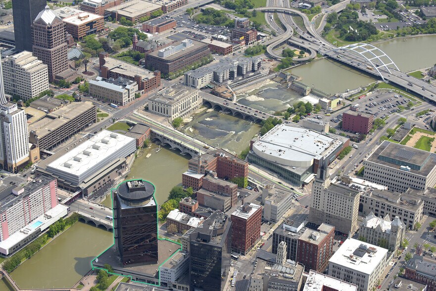 26-28 E Main St, Rochester, NY à vendre - Photo du bâtiment - Image 2 de 12