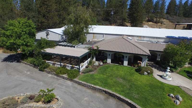 7400 Perry Creek Rd, Fair Play, CA à vendre - Photo du b timent - Image 2 de 67