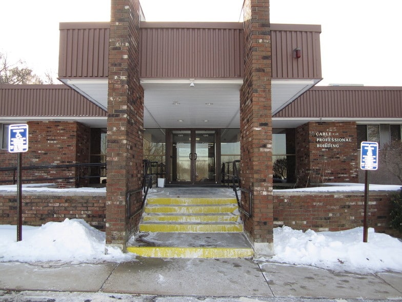 130 County Rd, Ipswich, MA for lease - Primary Photo - Image 1 of 4