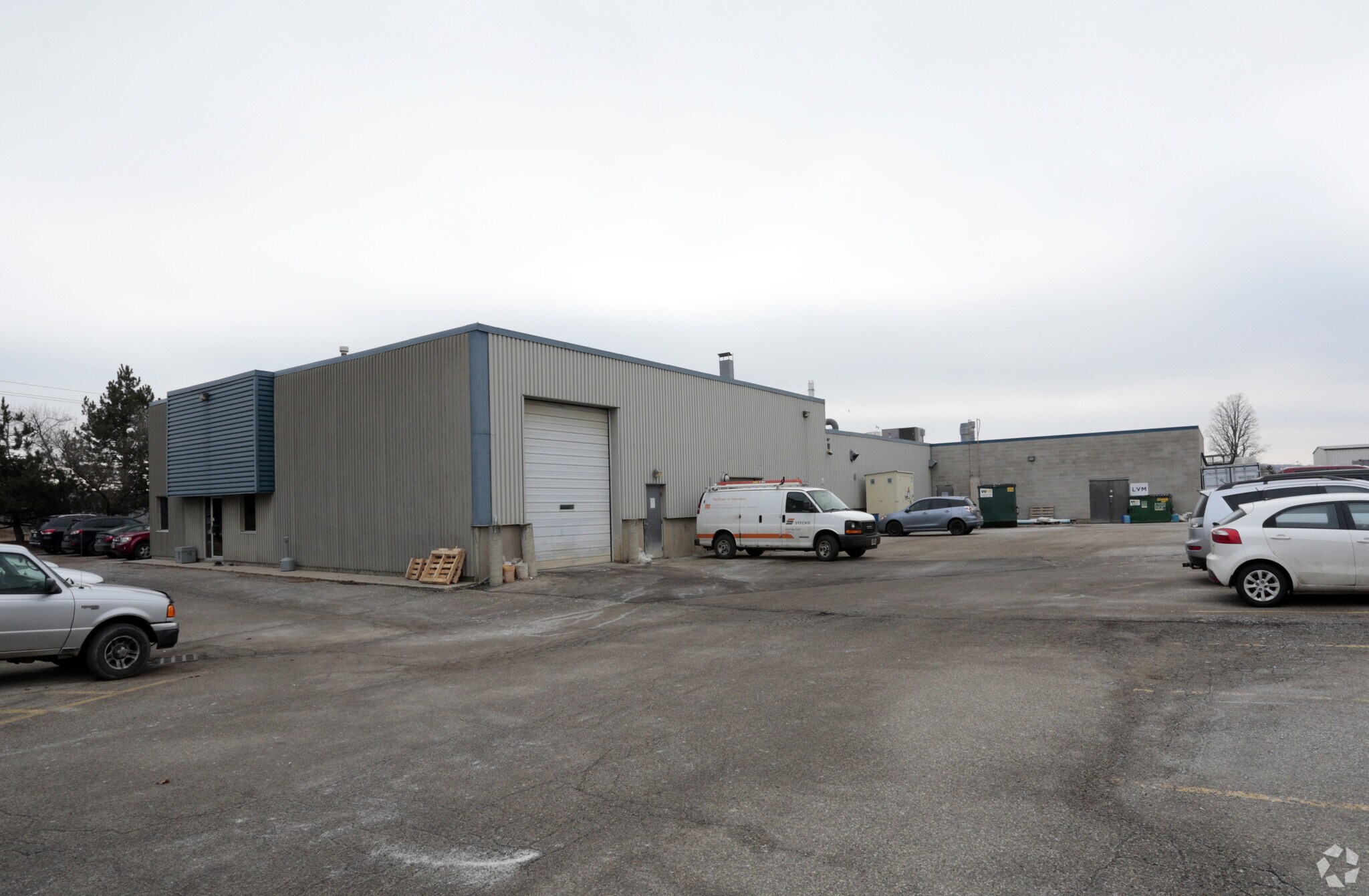 353 Bridge St E, Kitchener, ON à vendre Photo principale- Image 1 de 1