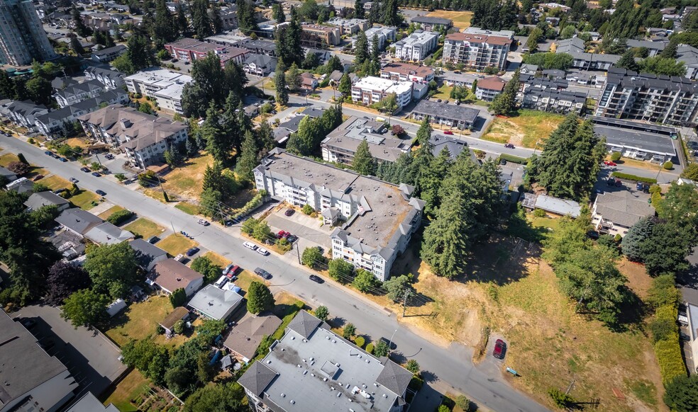 32101 Mt Waddington Av, Abbotsford, BC for sale - Building Photo - Image 3 of 6