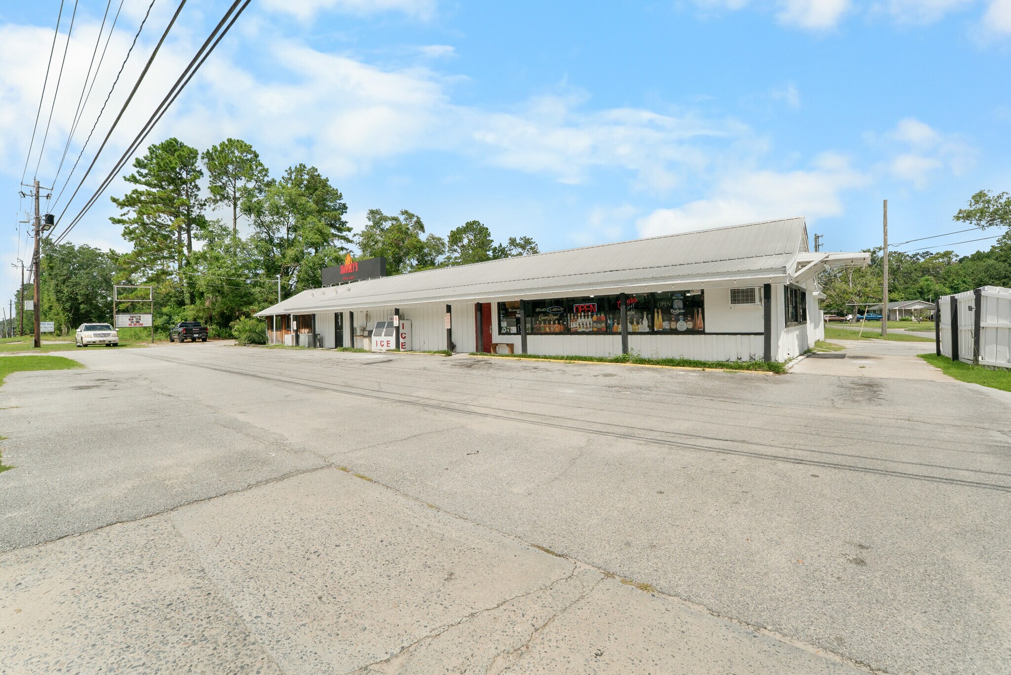 512 S US Highway 301, Jesup, GA à vendre Photo du bâtiment- Image 1 de 43