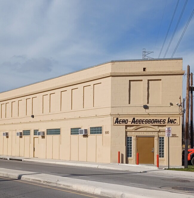 Plus de détails pour 300 Fredericksburg Rd, San Antonio, TX - Industriel à louer