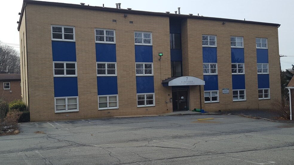 7 Elmwood Dr, New City, NY for sale - Building Photo - Image 2 of 35