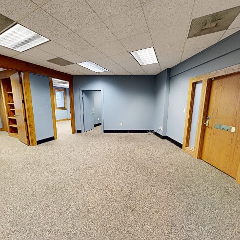 2900 SW Wanamaker Dr, Topeka, KS à louer - Photo du bâtiment - Image 2 de 4