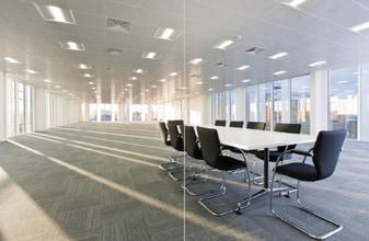 The Causeway, Staines for lease Interior Photo- Image 2 of 5