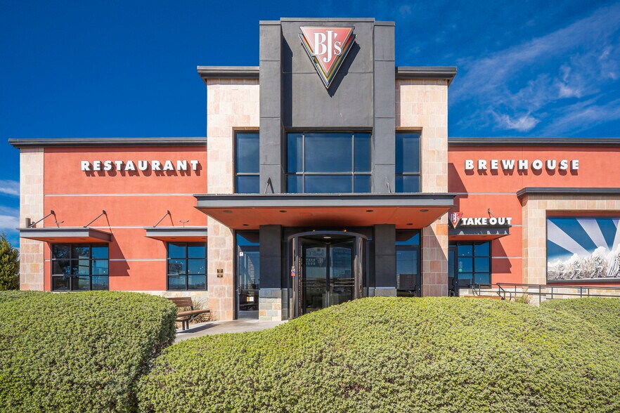 BJ’s & Jack in the Box NNN Portfolio portefeuille de 2 propriétés à vendre sur LoopNet.ca - Photo du bâtiment - Image 2 de 46