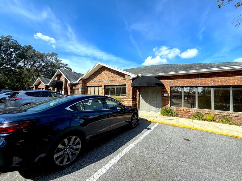 125 W Pineview St, Altamonte Springs, FL à vendre - Photo du bâtiment - Image 2 de 16