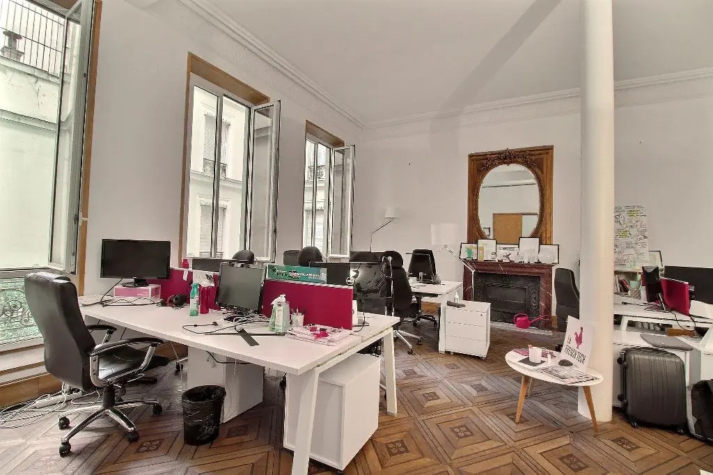Office in Paris for lease Building Photo- Image 1 of 8