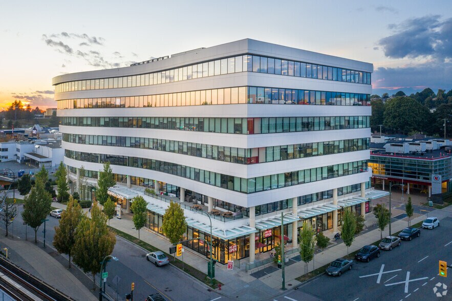 2889-2888 12th Av E, Vancouver, BC à vendre - Photo principale - Image 1 de 1