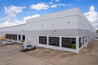 Plus de détails pour 11711 Clay Rd, Houston, TX - Industriel à louer