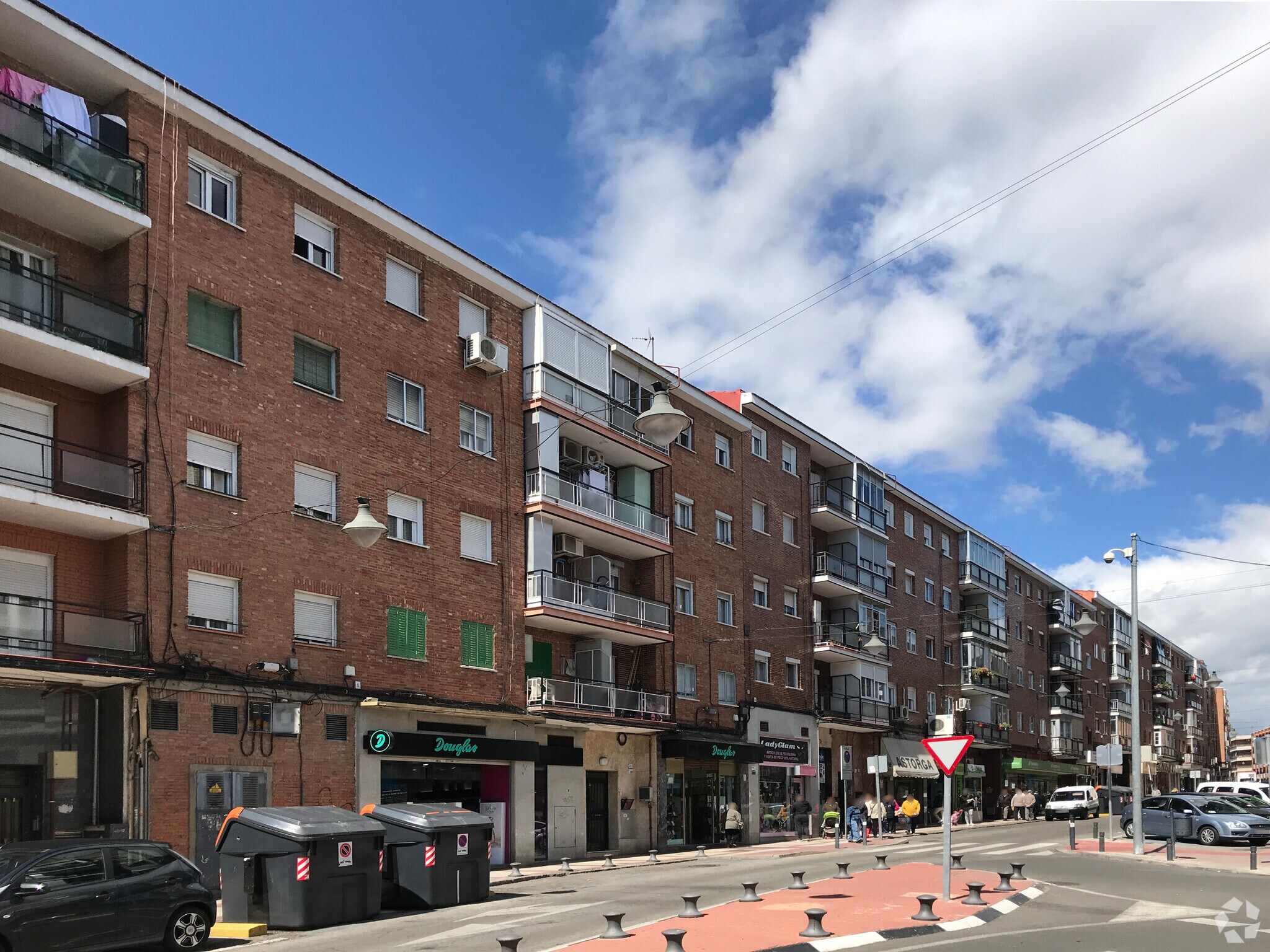 Calle Constitución, 39, Alcobendas, Madrid à louer Photo du bâtiment- Image 1 de 3