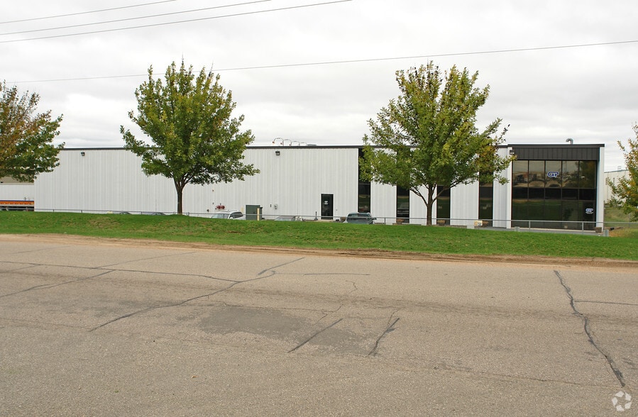 4471 Valley Industrial Blvd S, Shakopee, MN for sale - Building Photo - Image 3 of 3
