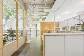 25 Rue Titon, Paris for lease Interior Photo- Image 1 of 7