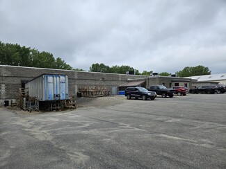 Plus de détails pour 68 Harrison St, Gloversville, NY - Industriel à vendre