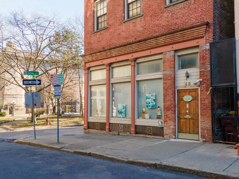 46 Columbia St, Albany, NY à vendre - Photo du bâtiment - Image 3 de 32