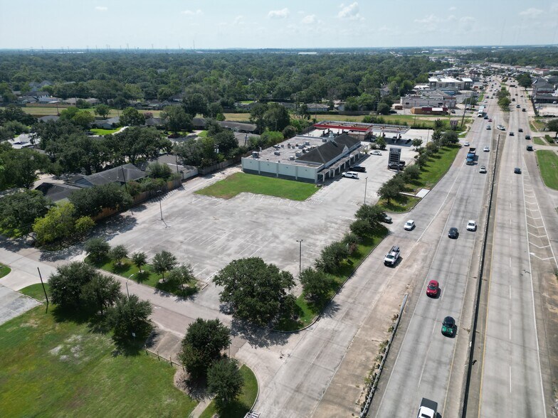 10421 S Post Oak Rd, Houston, TX à louer - Photo du bâtiment - Image 2 de 4