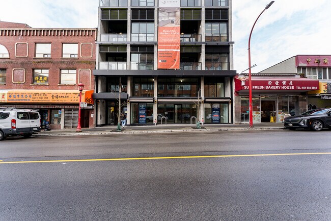 More details for 243 Keefer st, Vancouver, BC - Retail for Sale