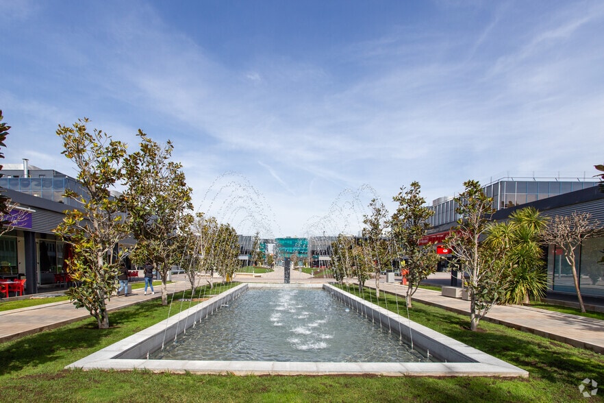 Avenida de Castilla, 2, San Fernando de Henares, Madrid à louer - Autre - Image 2 de 2