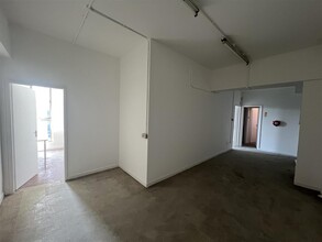 68-70 New St, Huddersfield for lease Interior Photo- Image 1 of 3